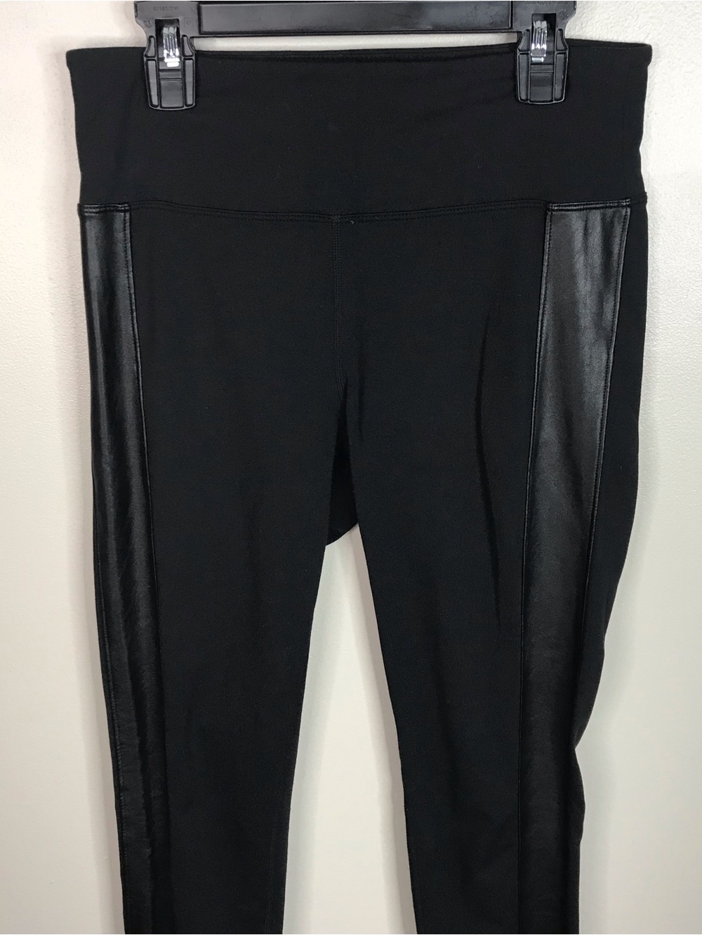 Athleta Black Leggings with Faux-Leather Side Panels Sz Small - Picture 3 of 5